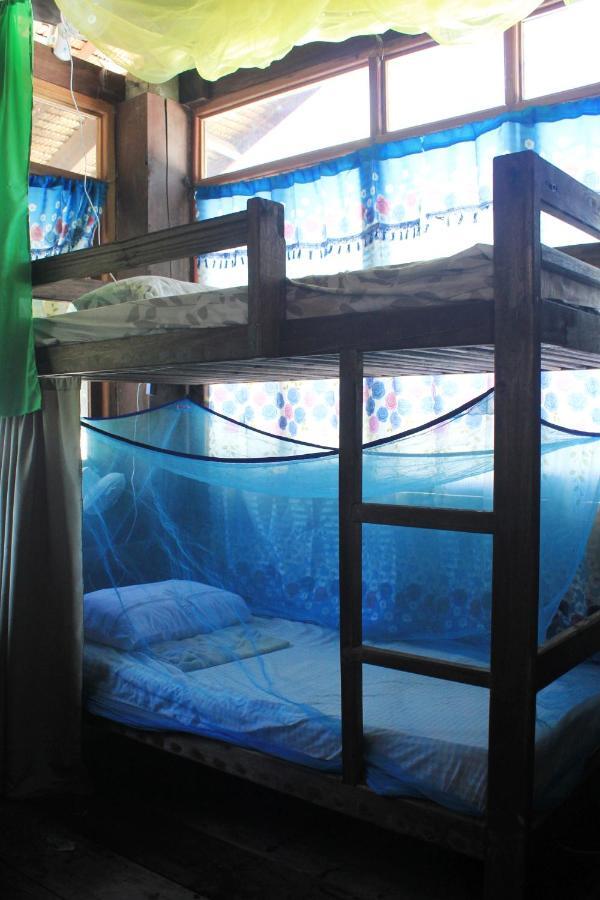 Footprints Homestay (Adults Only) General Luna  Dış mekan fotoğraf