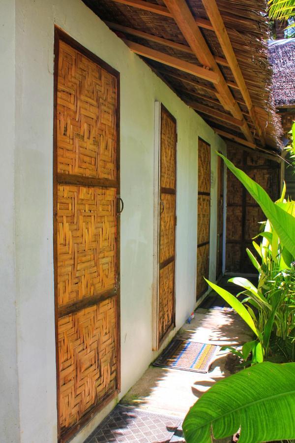 Footprints Homestay (Adults Only) General Luna  Dış mekan fotoğraf