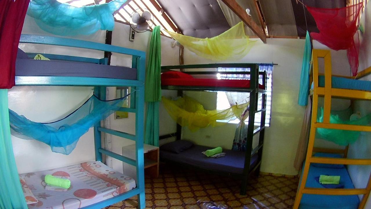 Footprints Homestay (Adults Only) General Luna  Dış mekan fotoğraf